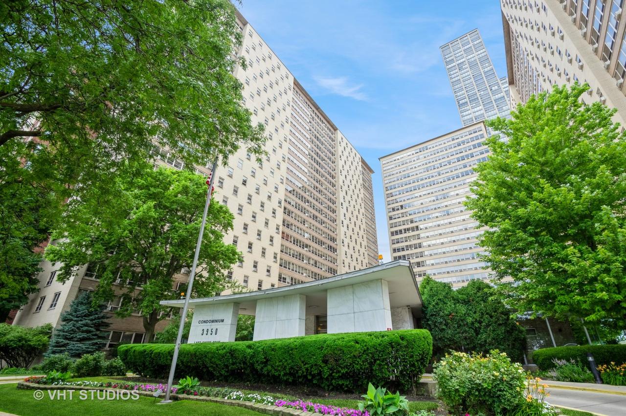 3950 N Lake Shore Dr. #1511, Chicago, IL 60613