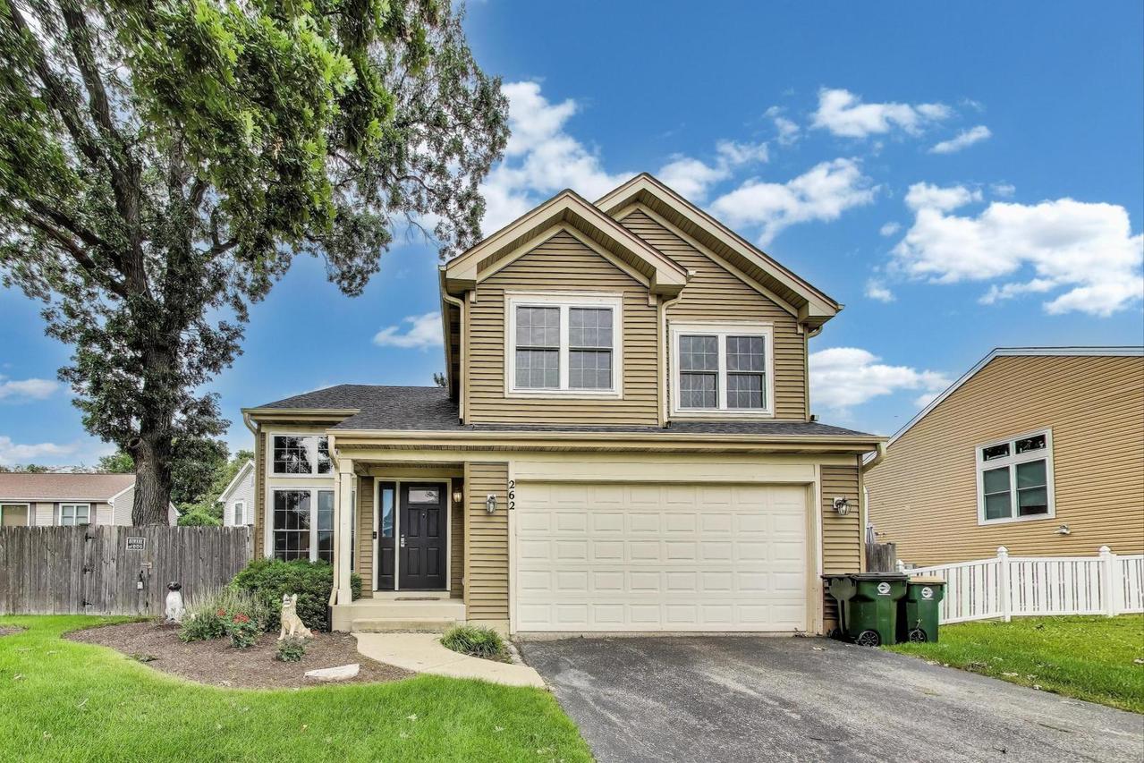 262 W Prairie Ln., Round Lake, IL 60073