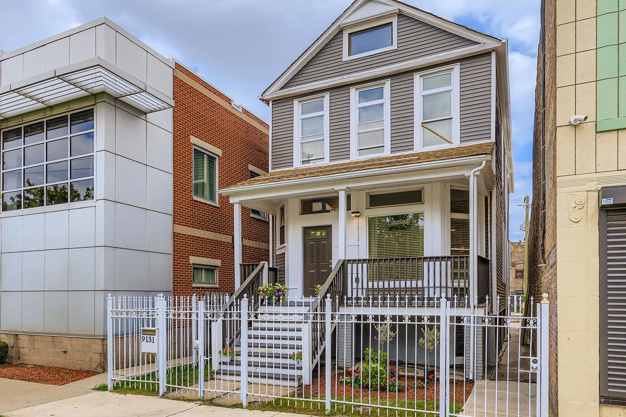 9131 S Exchange Ave., Chicago, IL 60617