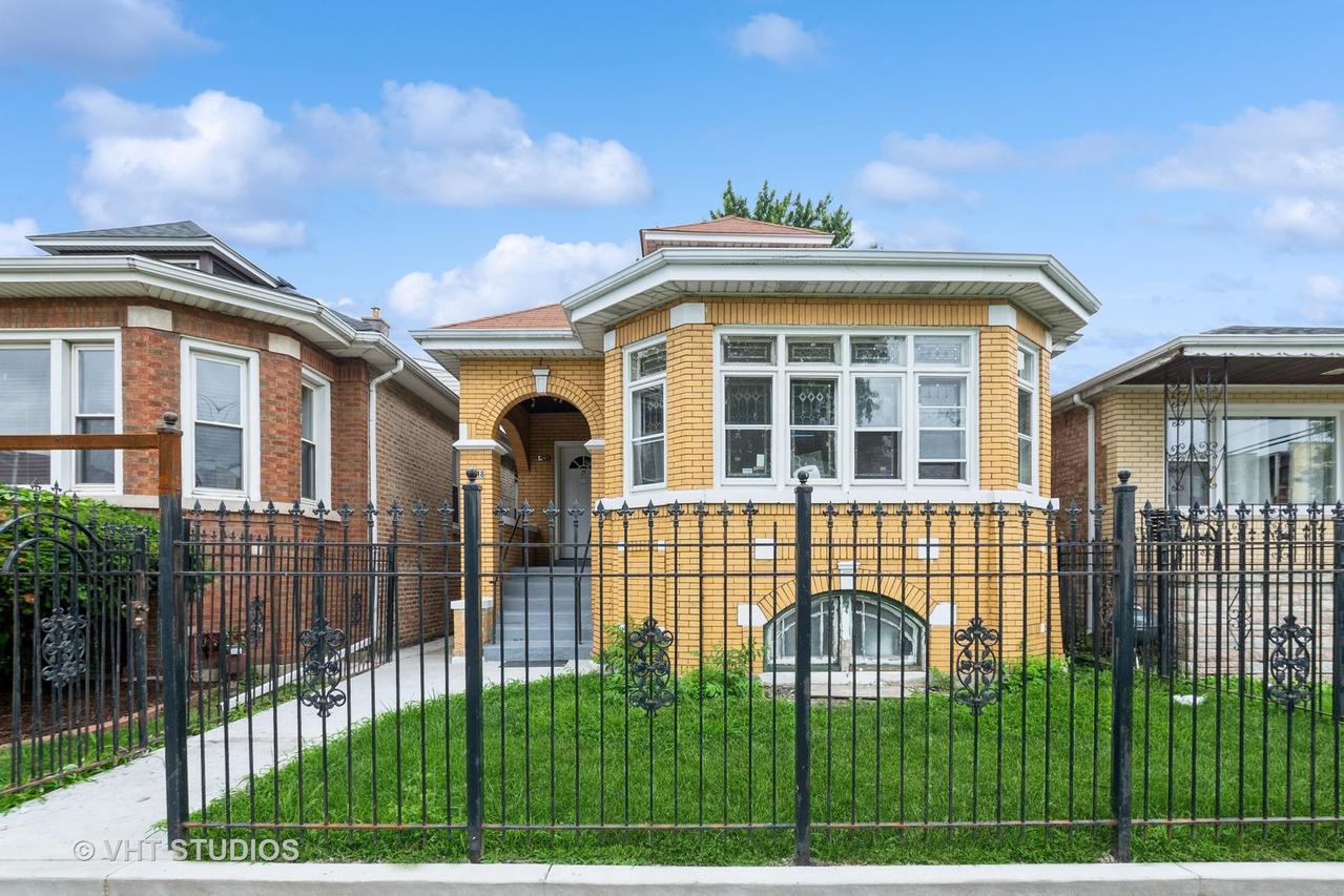8718 S Marshfield Ave., Chicago, IL 60620