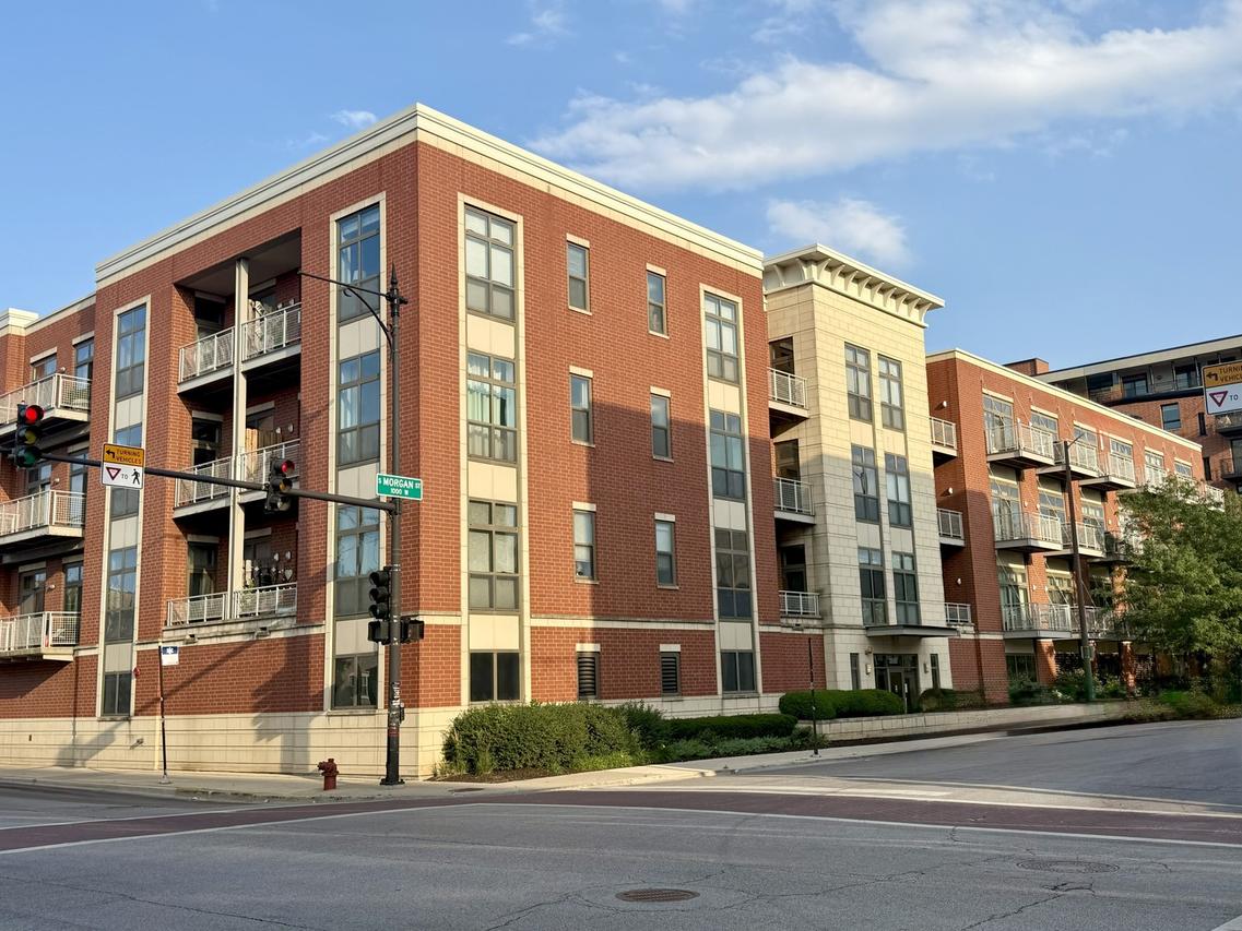 3505 S Morgan St. #411, Chicago, IL 60609