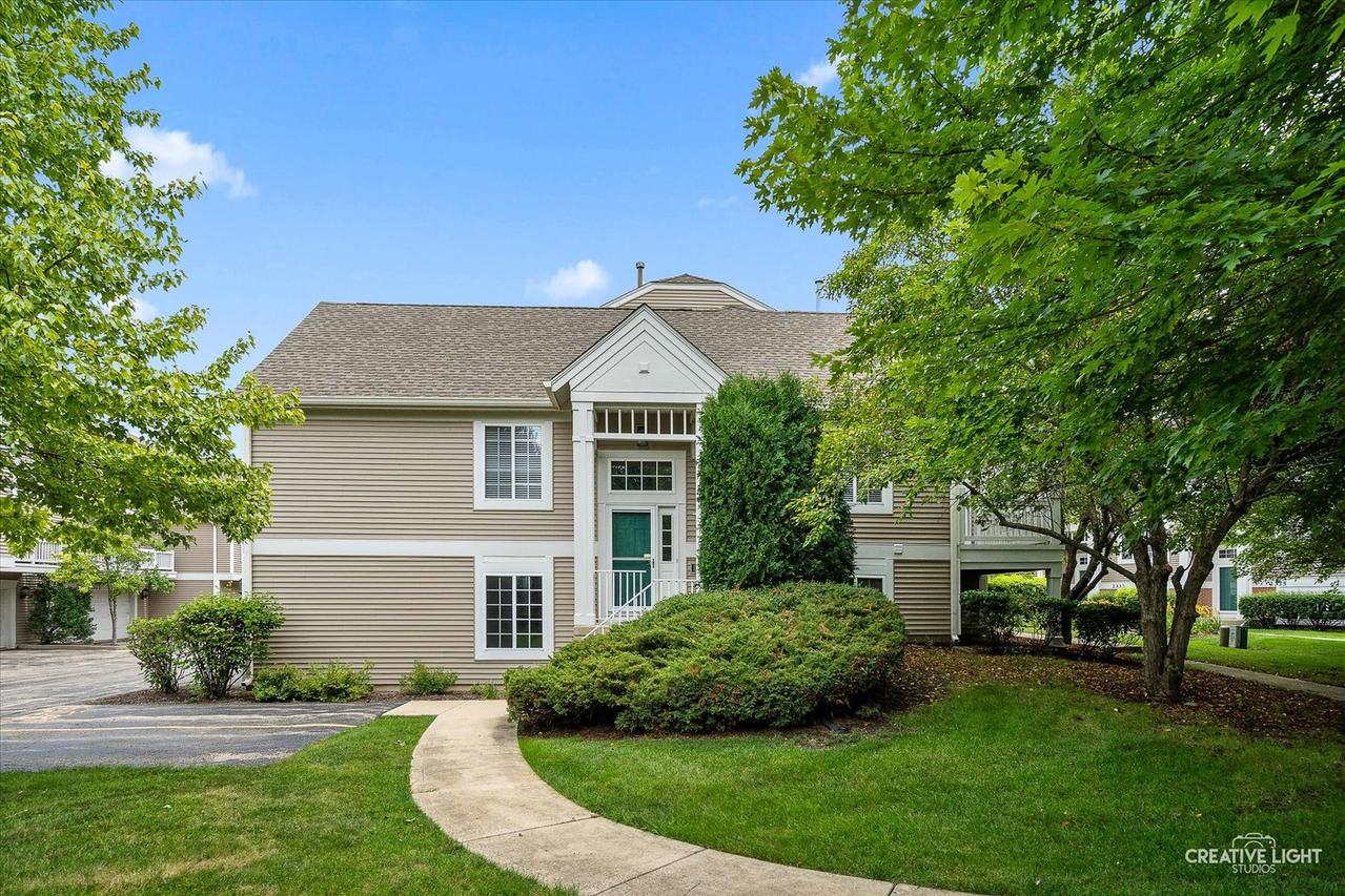 2321 Twilight Dr., Aurora, IL 60503