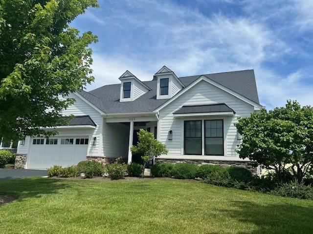 1109 Rebecca Ct., Libertyville, IL 60048