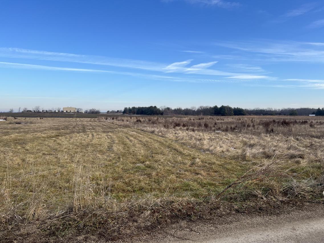 2269 N 3409th Rd., Ottawa, IL 61350