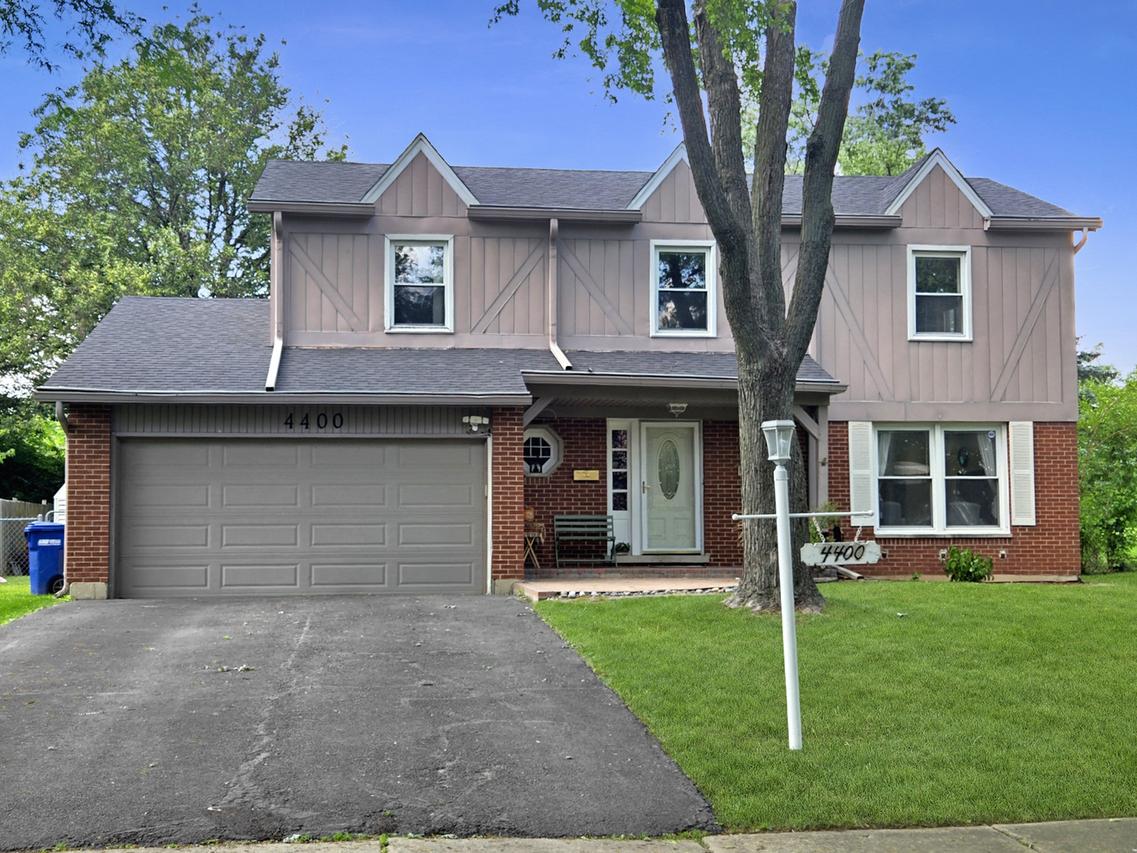 4400 Waubansie Ln., Lisle, IL 60532
