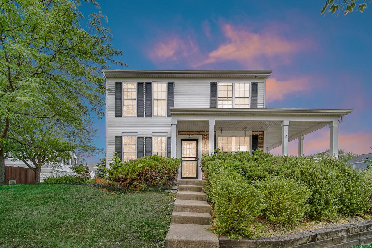 902 Serendipity Dr., Aurora, IL 60504