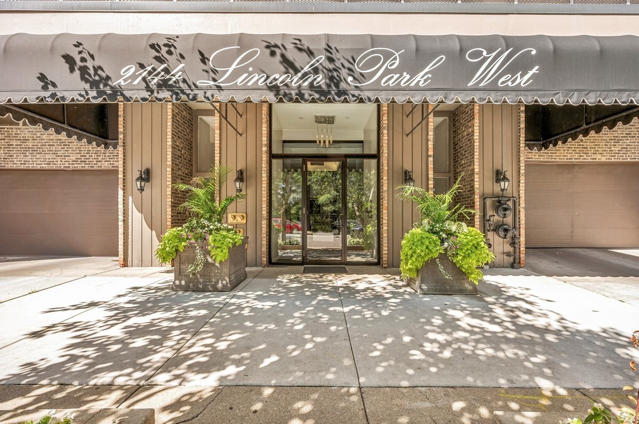 2144 N Lincoln Park West #16AD, Chicago, IL 60614