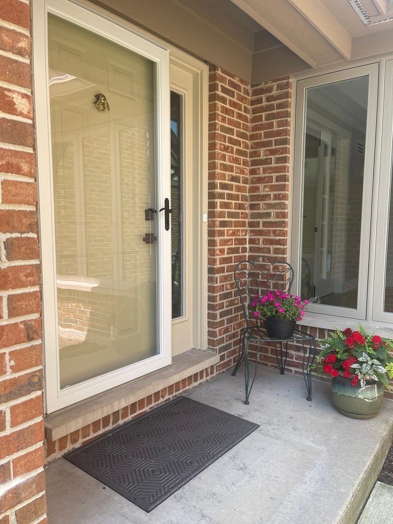 1939 Koehling Rd., Northbrook, IL 60062