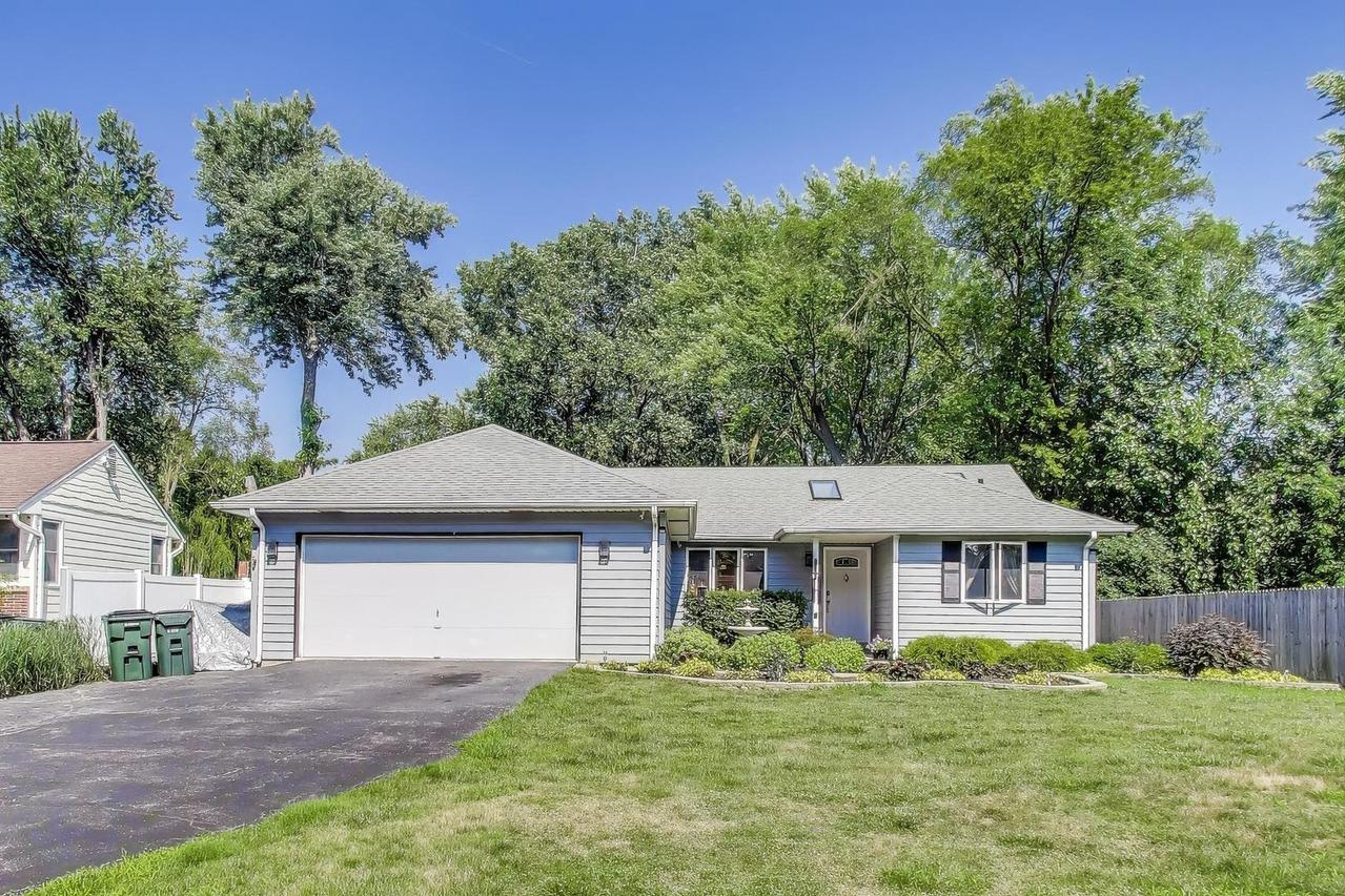 543 S Warren Ave., Palatine, IL 60074