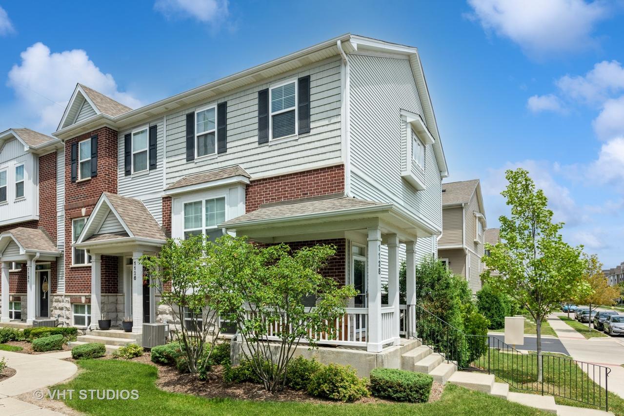 1128 Evergreen Ave., Des Plaines, IL 60016