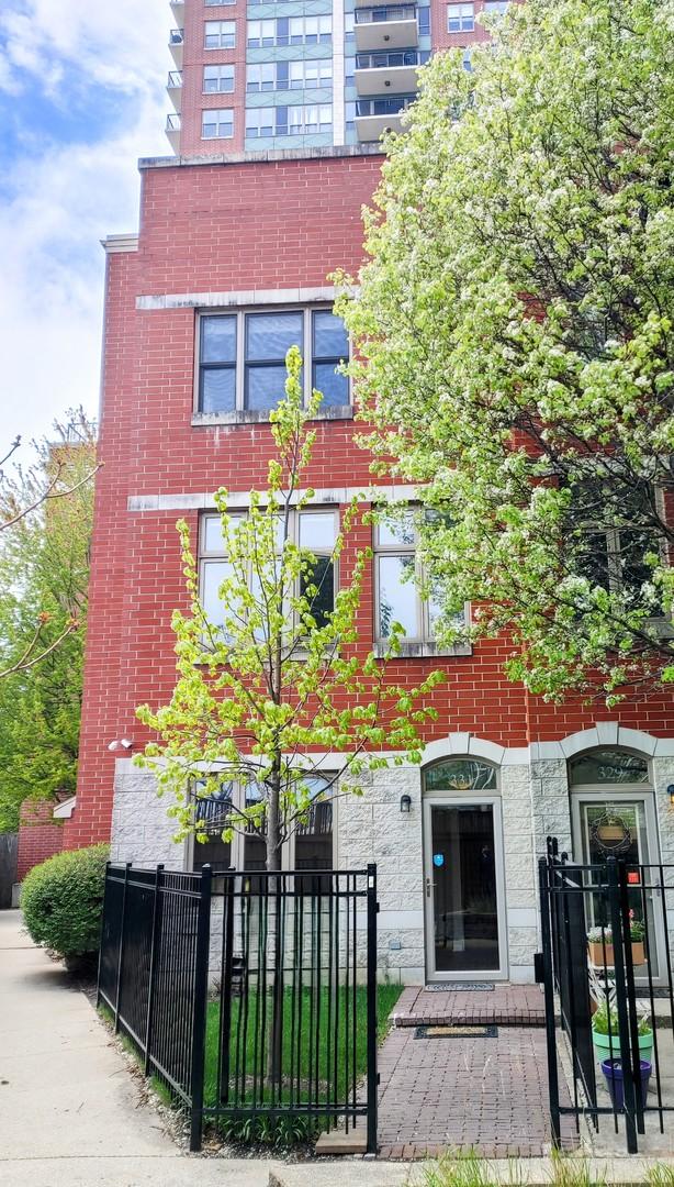 331 E 17th St., Chicago, IL 60616