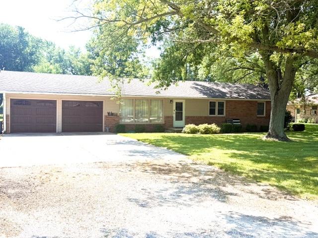 104 Central Ct., Watseka, IL 60970