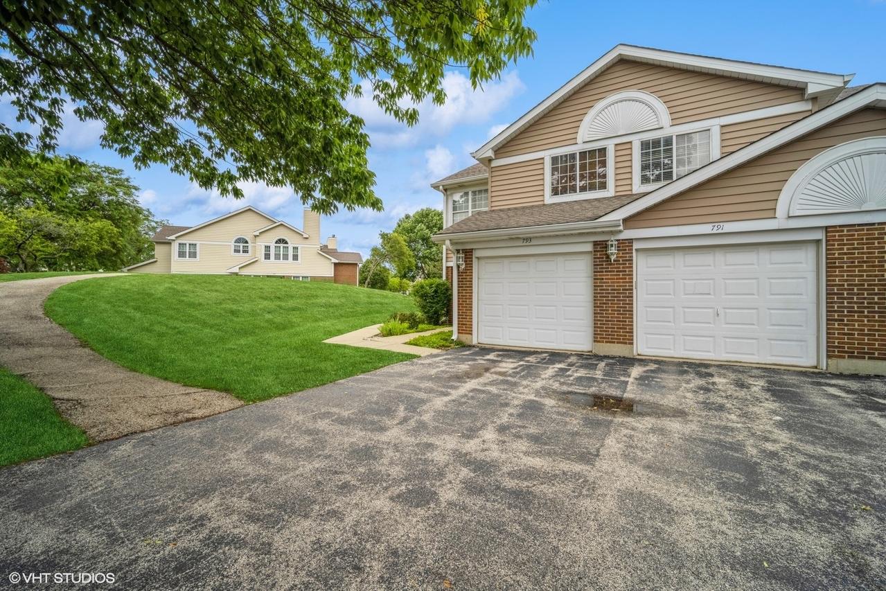 791 W Happfield Dr., Arlington Heights, IL 60004