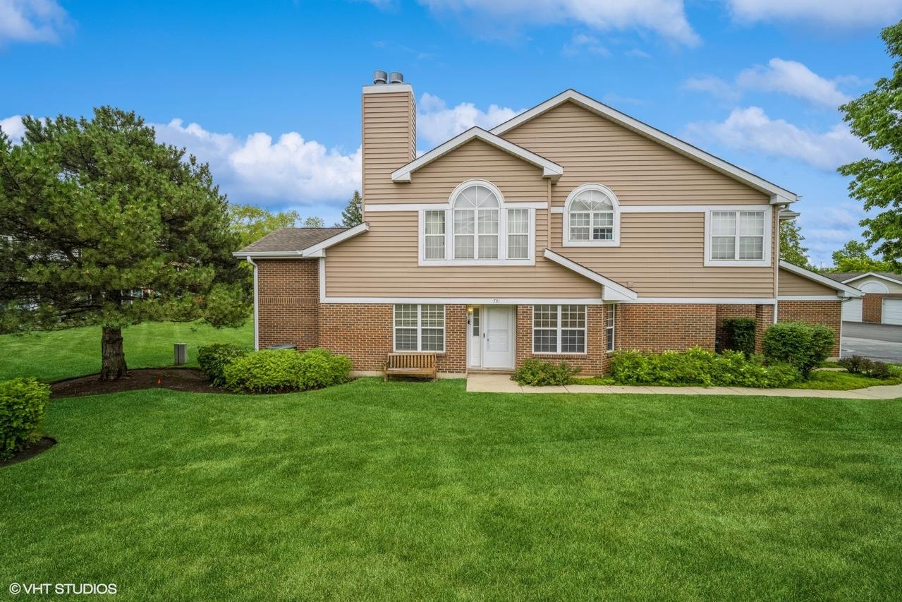 791 W Happfield Dr., Arlington Heights, IL 60004