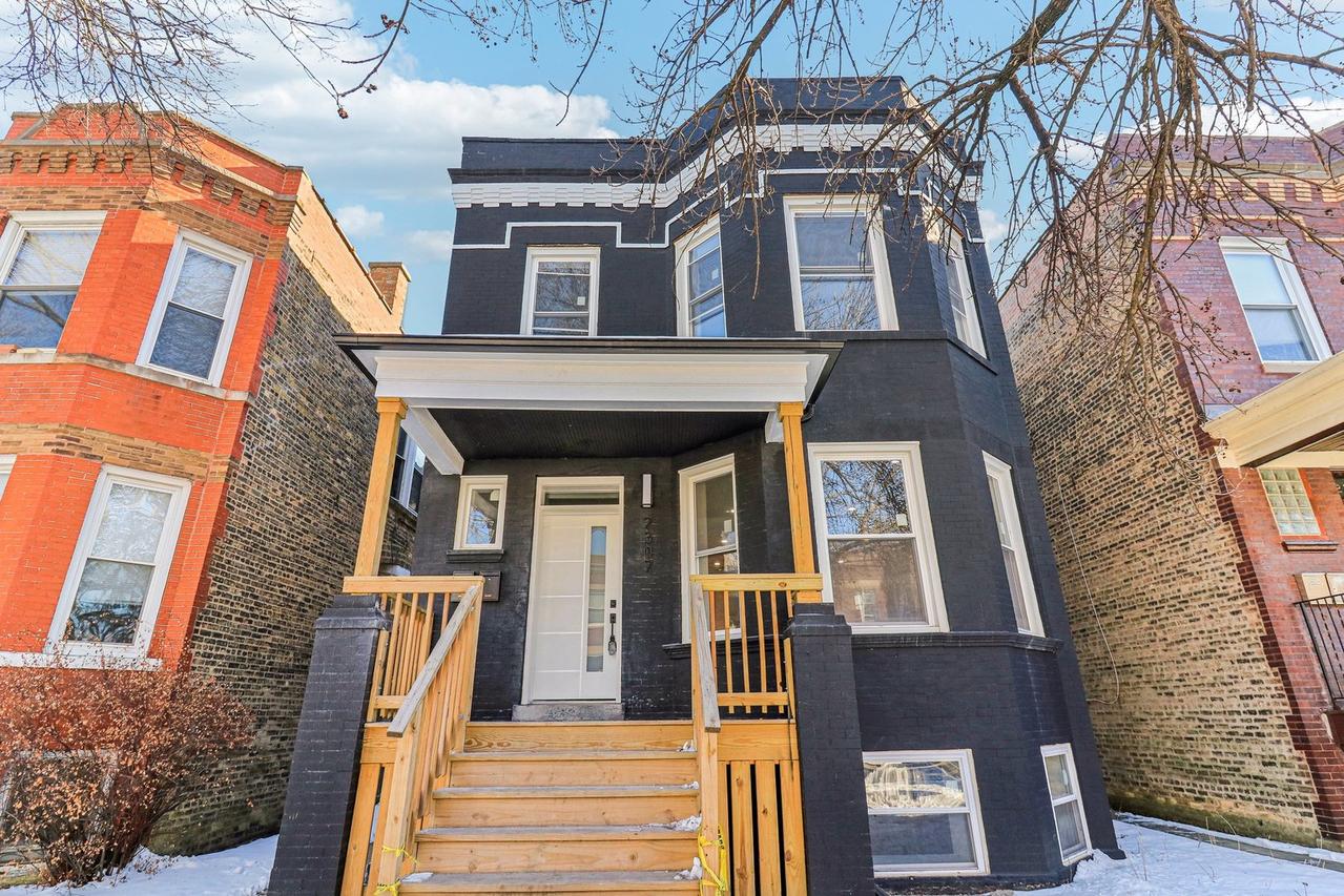 [Address Hidden by Seller], Chicago, IL 60647