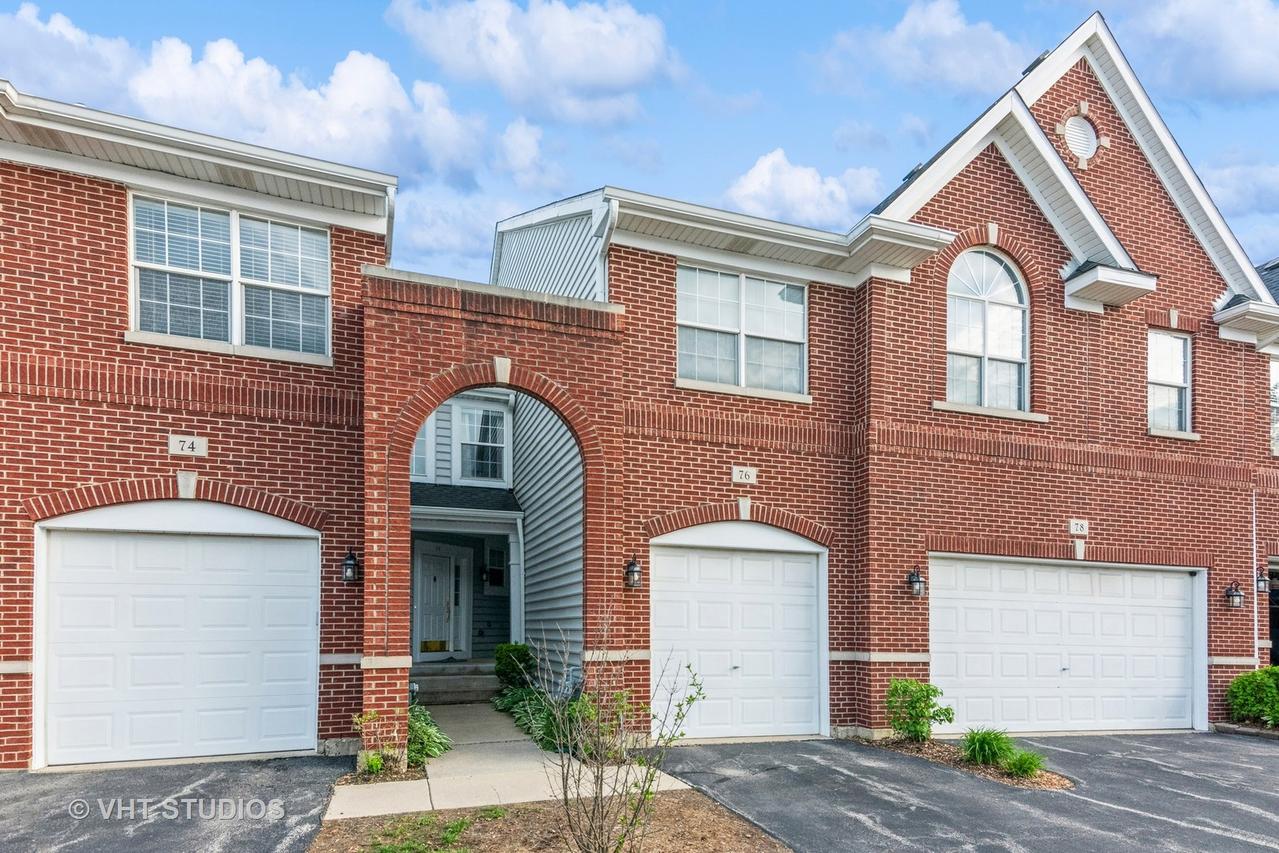 76 Allerton Dr. #76G3, Schaumburg, IL 60194