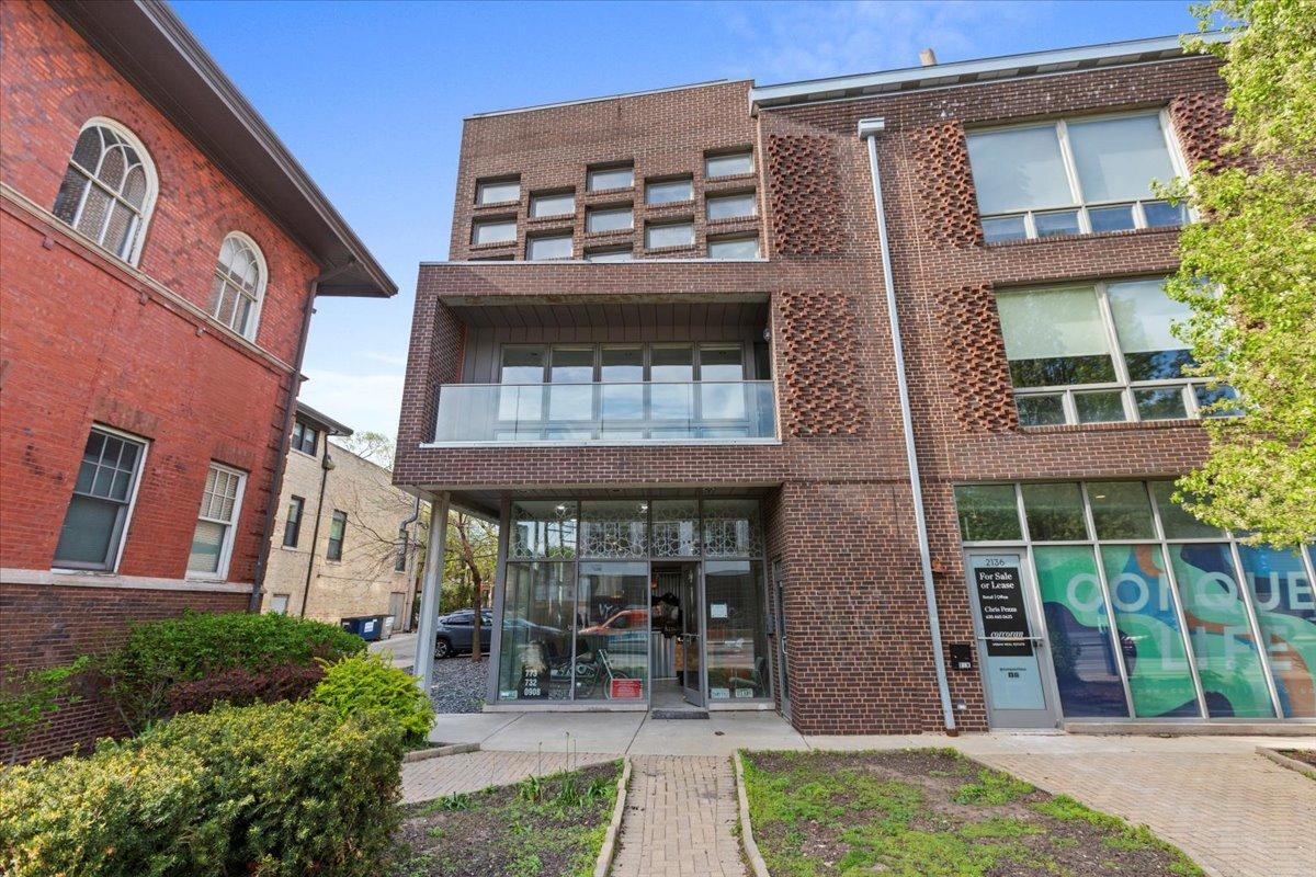 2140 W North Ave. #2, Chicago, IL 60647