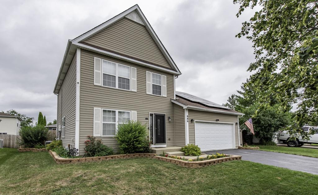 686 Chippewa Cir., Round Lake Heights, IL 60073