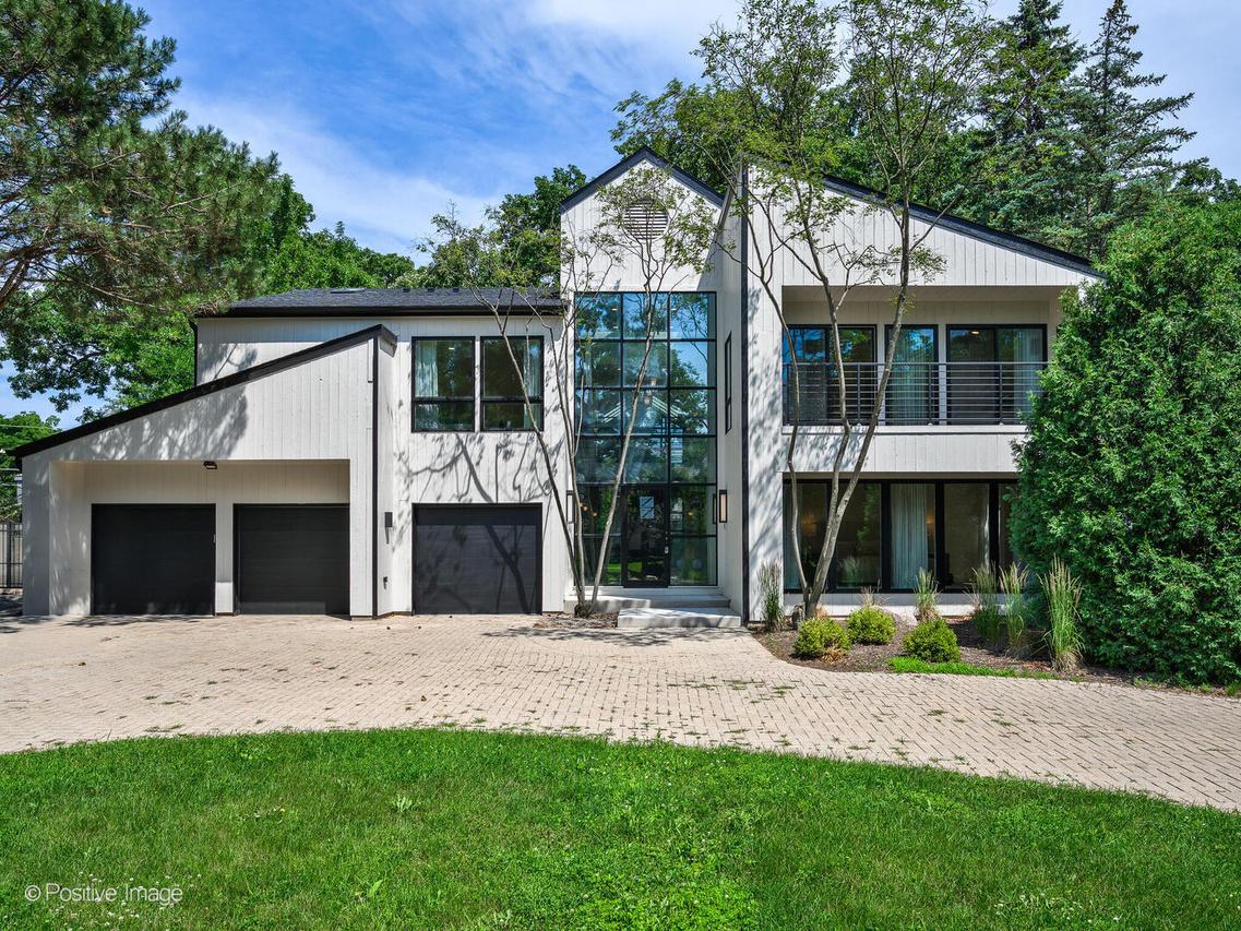 941 Skokie Ridge Dr., Glencoe, IL 60022