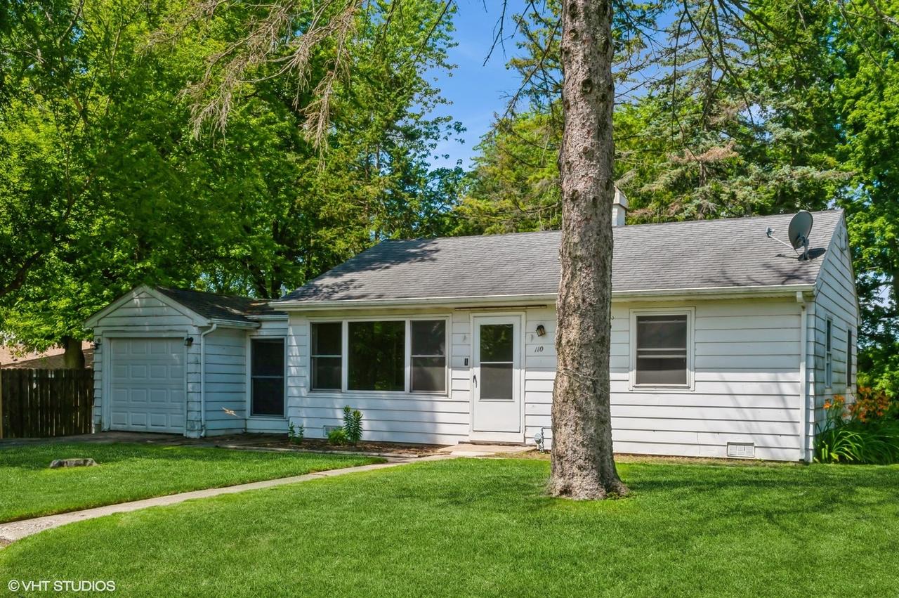 110 Lakewood Dr., Antioch, IL 60002