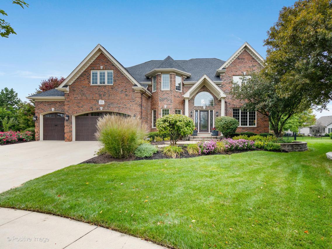 3804 Horizon Ct., Naperville, IL 60564