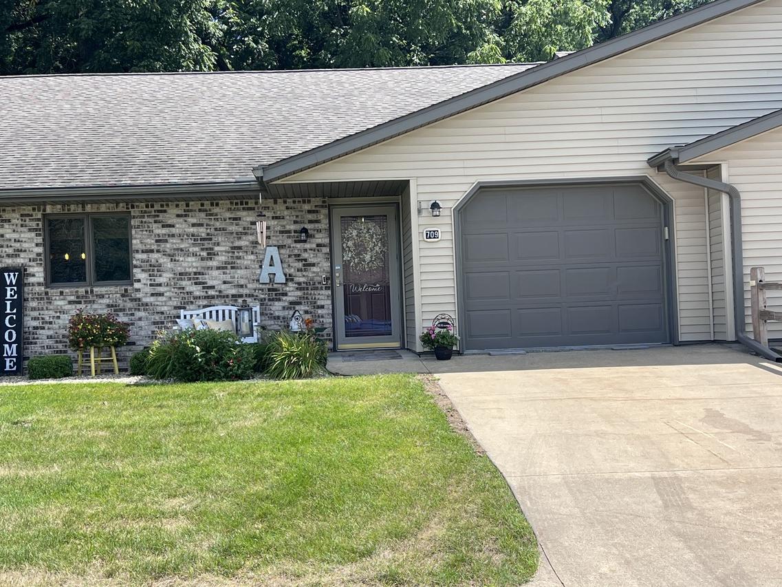 709 Milnes Dr., Morrison, IL 61270