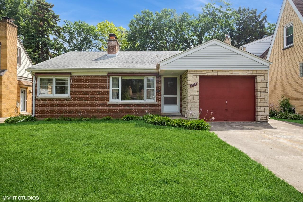1535 Good Ave., Park Ridge, IL 60068