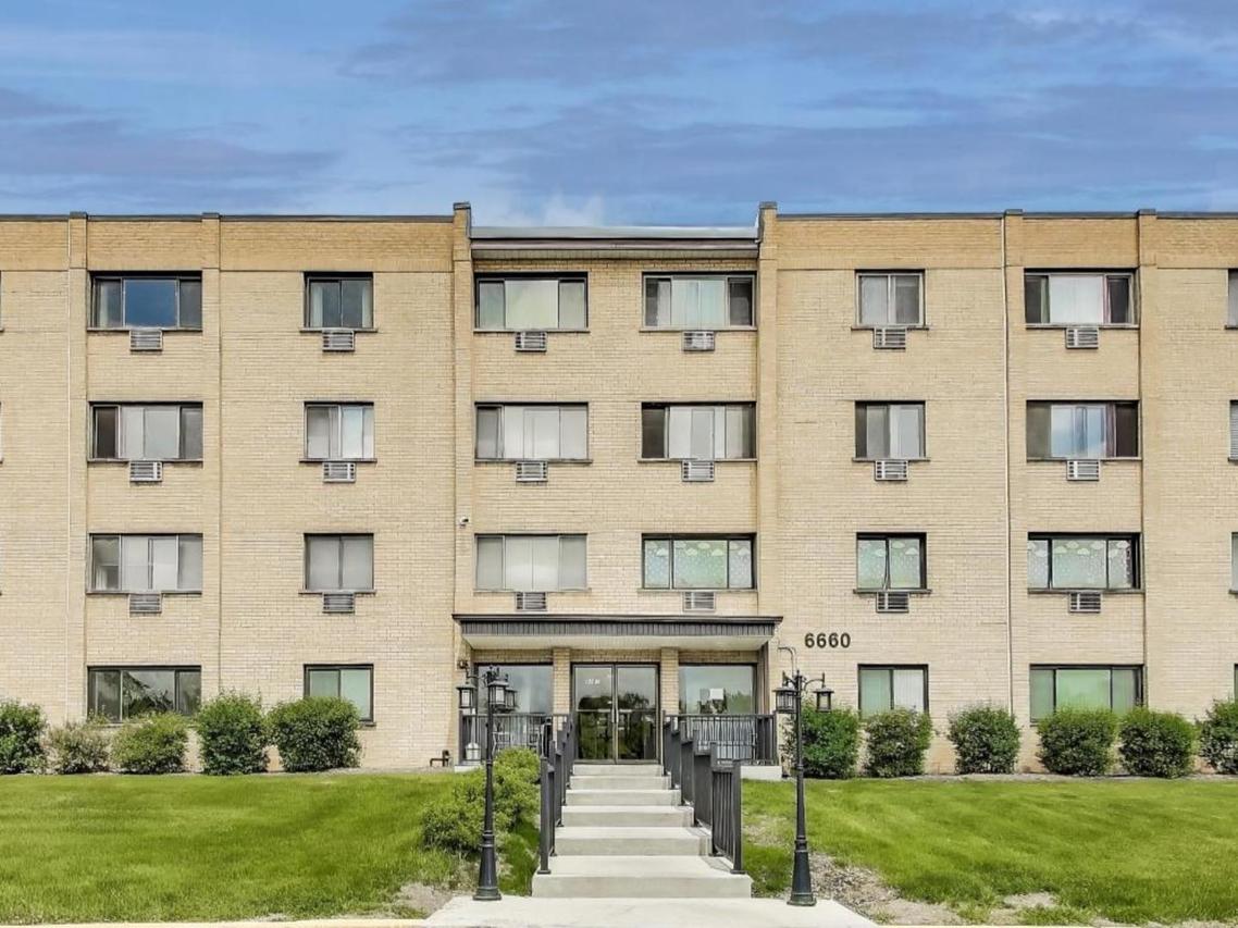 6660 S Brainard Ave. #103, Countryside, IL 60525