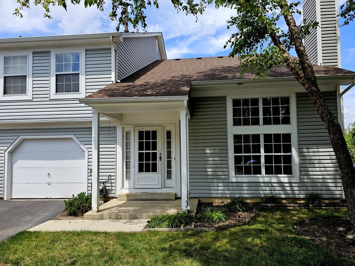 164 Hazelnut Dr., Streamwood, IL 60107