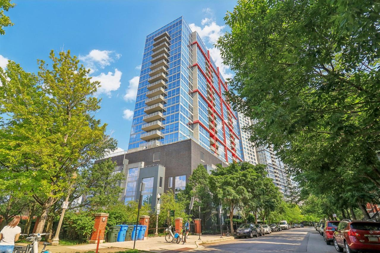 1841 S Calumet Ave. #1302, Chicago, IL 60616