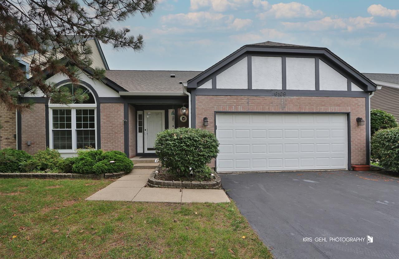 6109 Golfview Dr., Gurnee, IL 60031