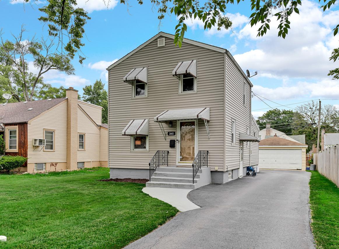2441 S 13th Ave., Broadview, IL 60155