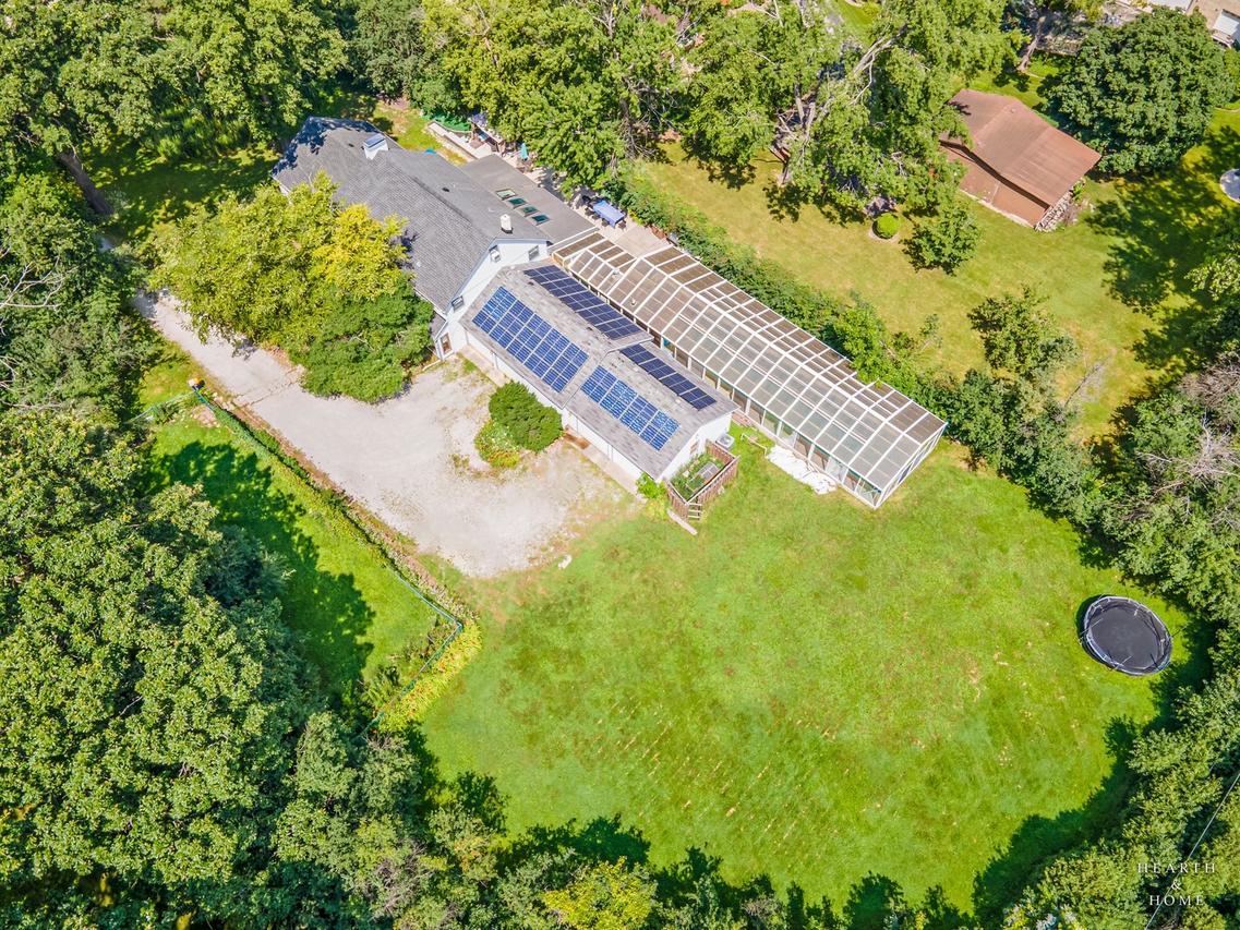 99 Lee Rd., Northbrook, IL 60062