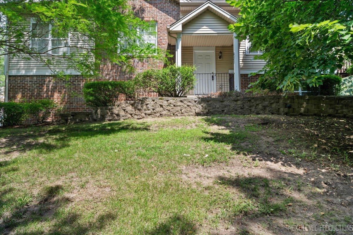 631 E Willow St., Elburn, IL 60119