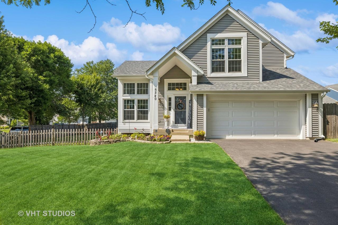 6280 Old Farm Ln., Gurnee, IL 60031