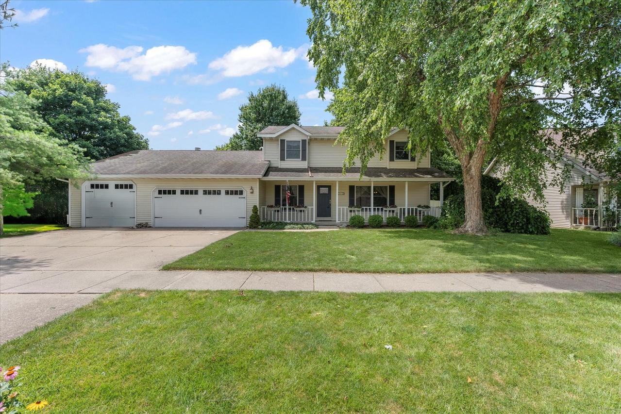 507 Northridge Dr., Mahomet, IL 61853