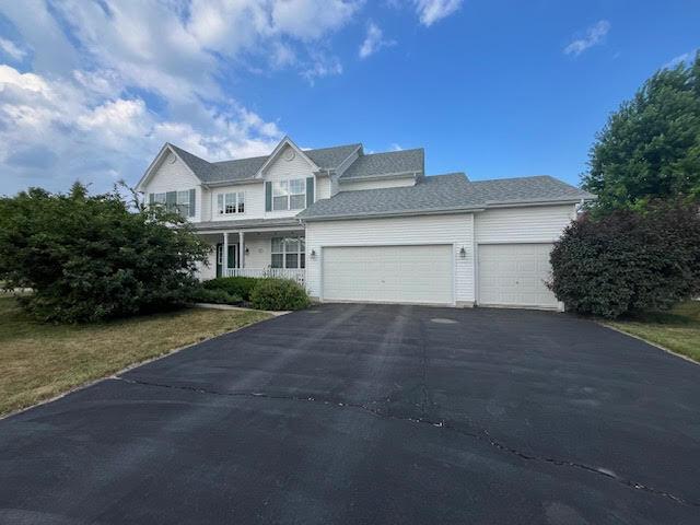 521 Hammer Ln., North Aurora, IL 60542
