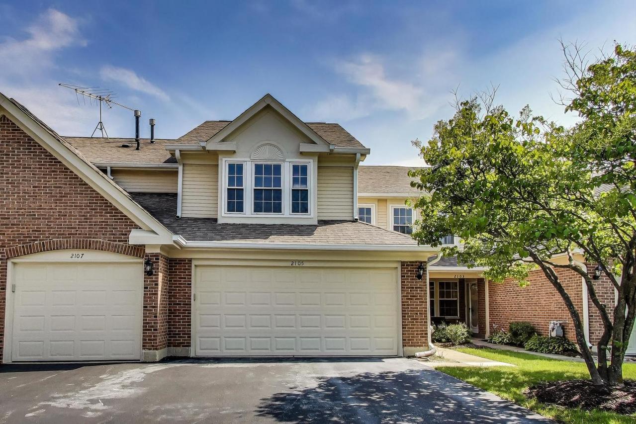 2105 Glasgow Ct., Hanover Park, IL 60133
