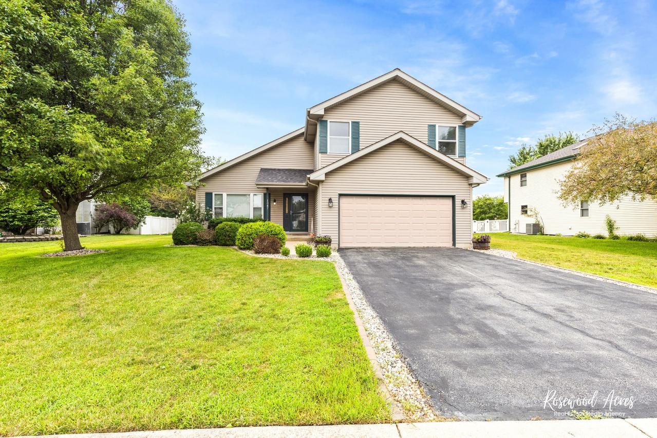 1347 W Cap Cir., Bourbonnais, IL 60914