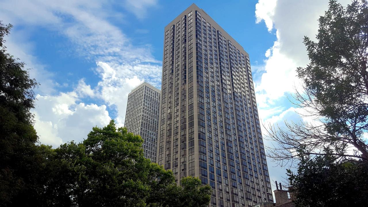 2650 N Lakeview Ave. #404, Chicago, IL 60614