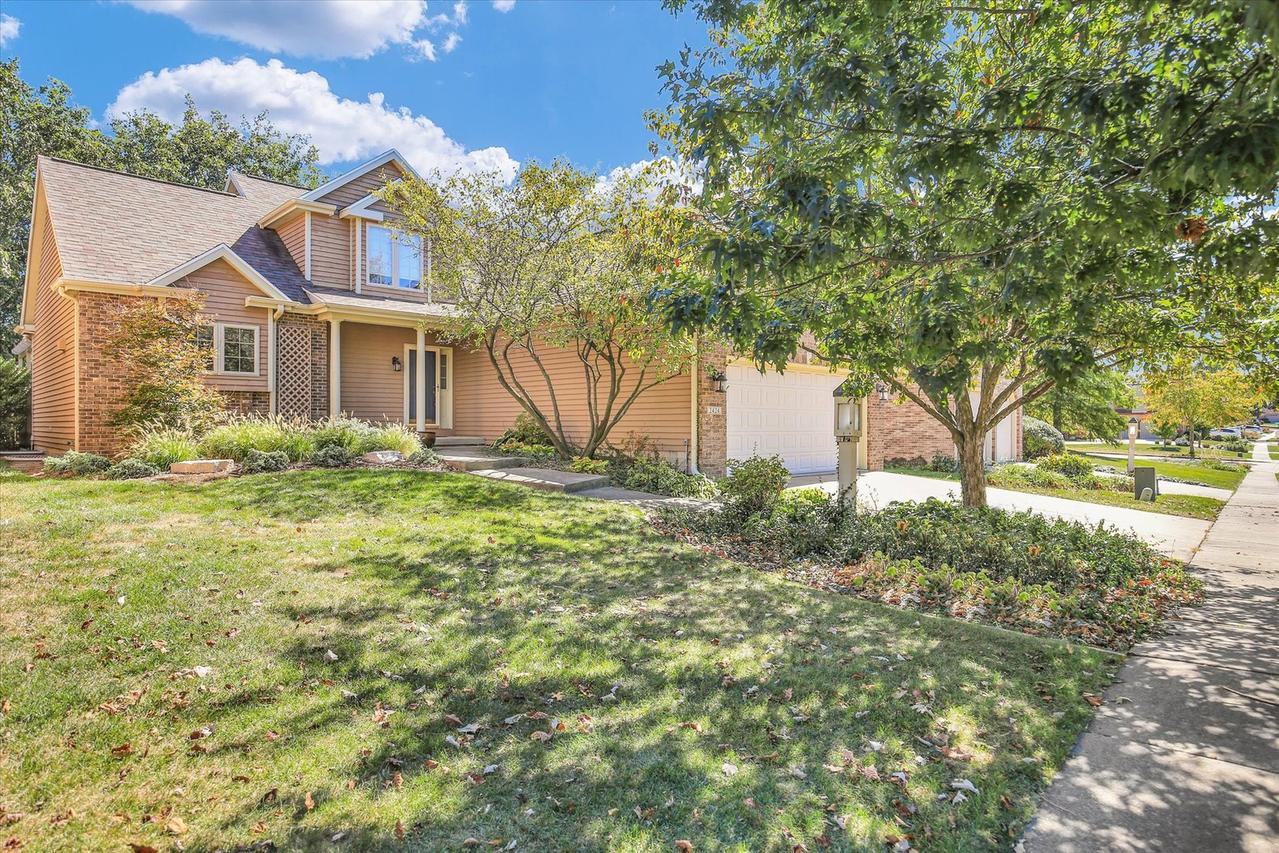 2424 Prairie Ridge Pl., Champaign, IL 61822