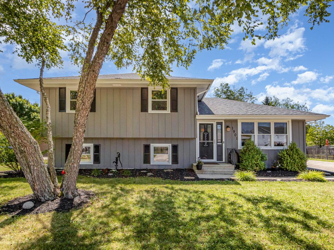1901 Cecily Dr., Joliet, IL 60435