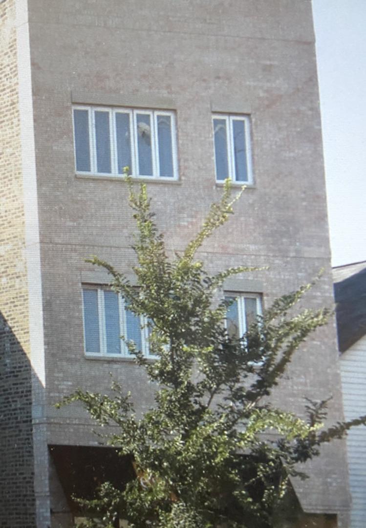 [Address Hidden by Seller], Chicago, IL 60616
