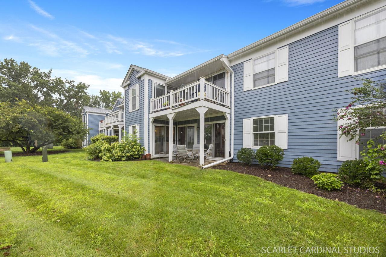 2148 Sunderland Ct. #101A, Naperville, IL 60565
