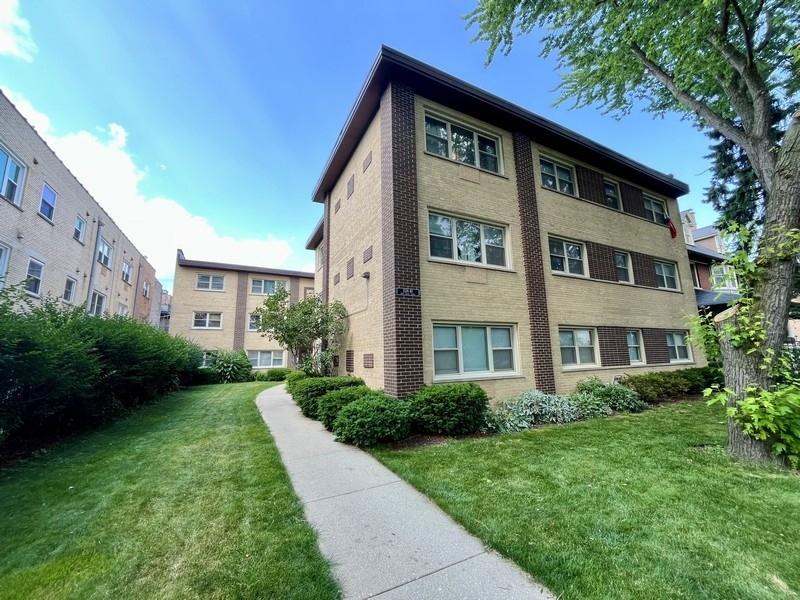 1540 W Chase Ave. #3E, Chicago, IL 60626
