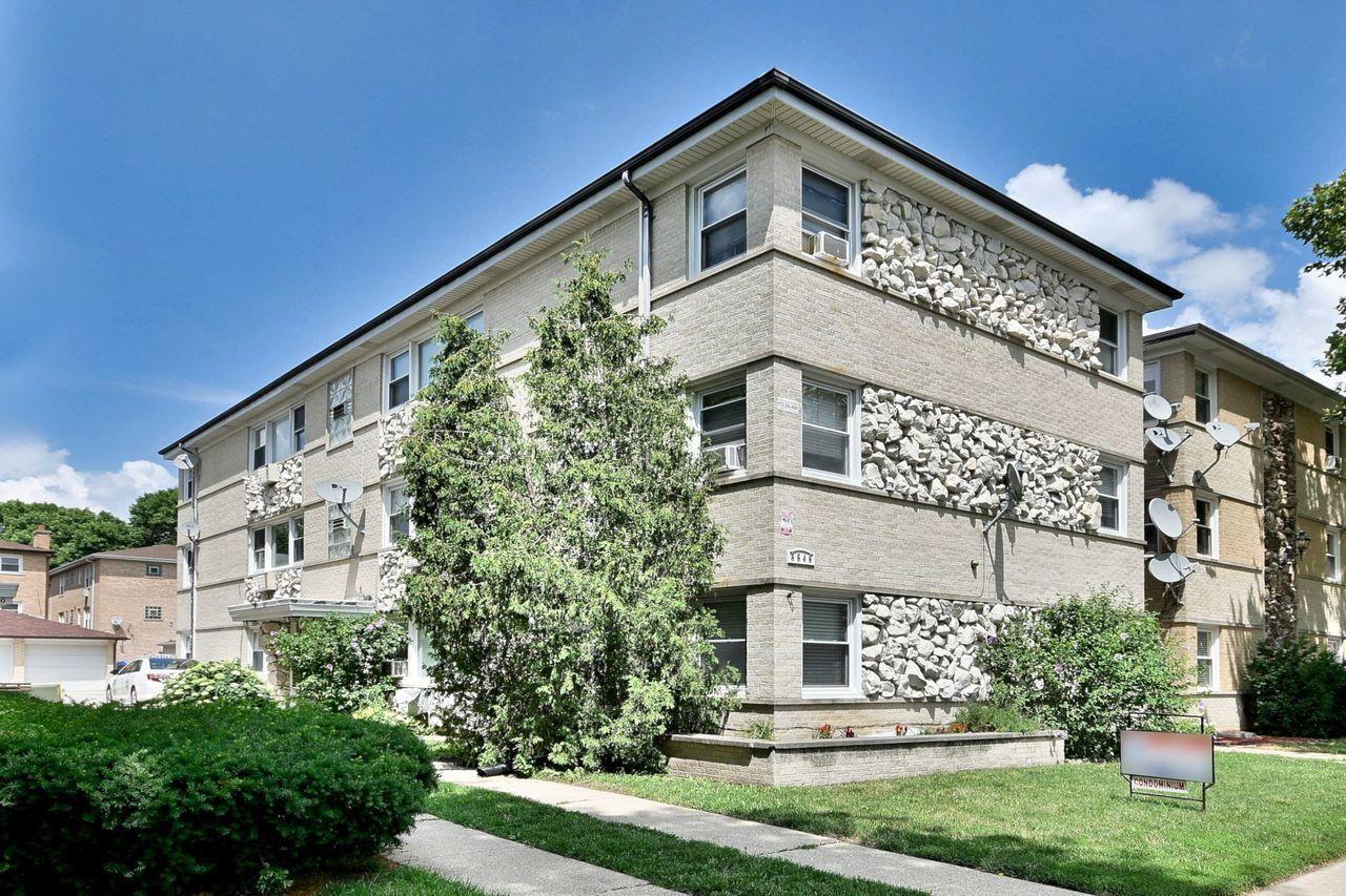 8646 W Berwyn Ave. #2N, Chicago, IL 60656