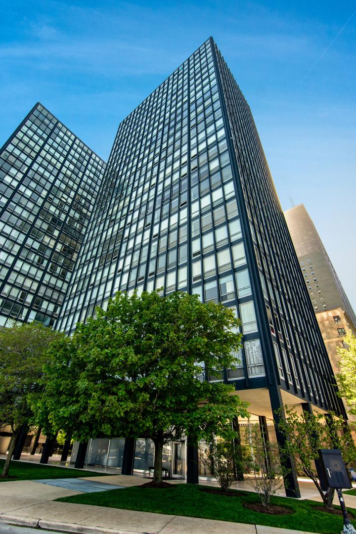 880 N Lake Shore Dr. #17G, Chicago, IL 60611