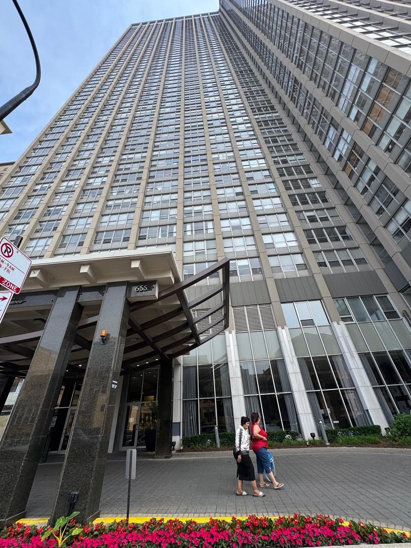 655 W Irving Park Rd., Chicago, IL 60613