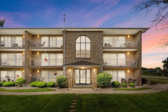 10238 Southwest Hwy. #1B, Chicago Ridge, IL 60415