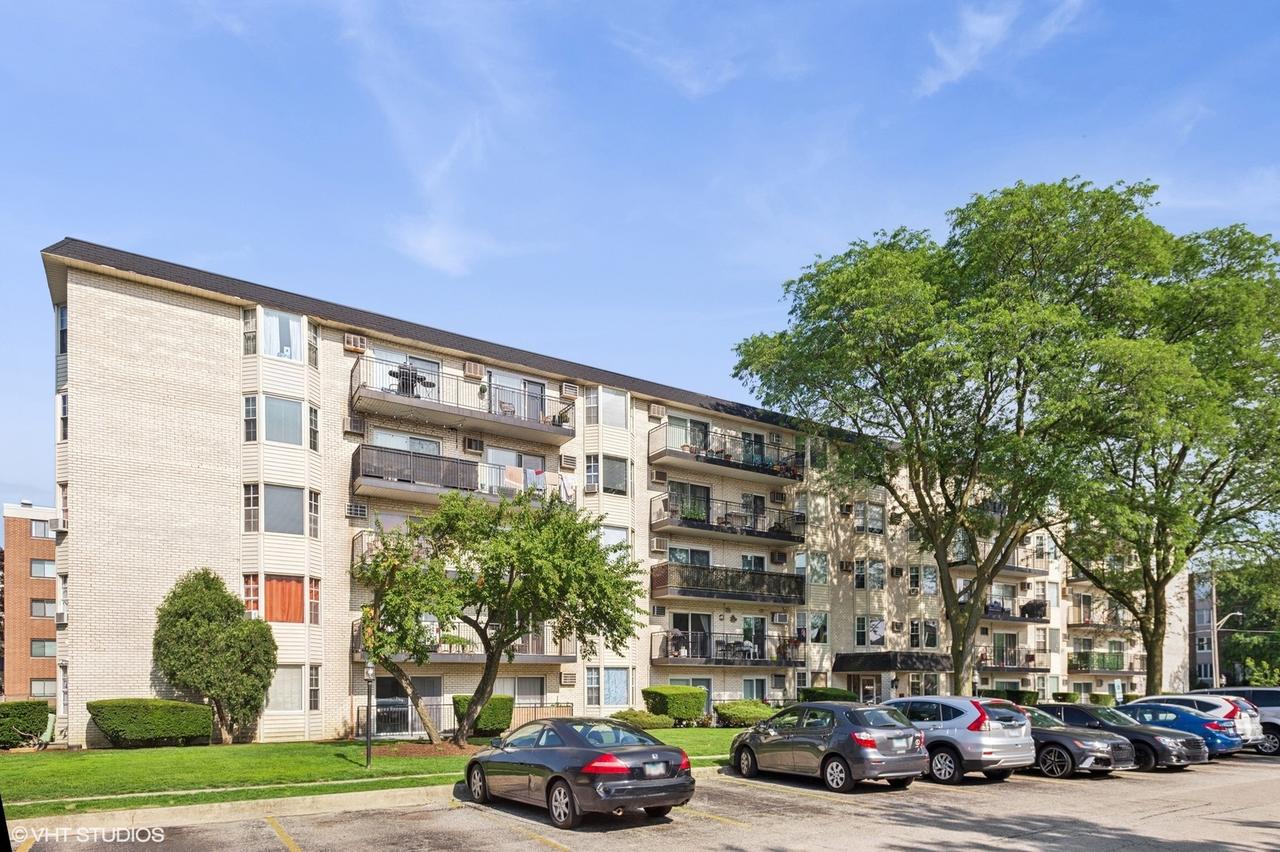 5506 Lincoln Ave. #418, Morton Grove, IL 60053